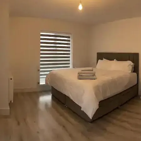 Homestay New Build, Ensuite In
