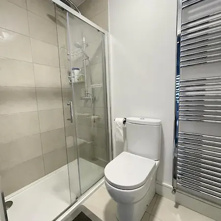 New Build, Ensuite In