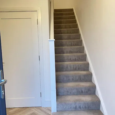 Homestay New Build, Ensuite In *